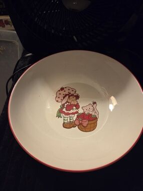 Strawberry Character Ceramic Serving Bowl - White with Red Trim